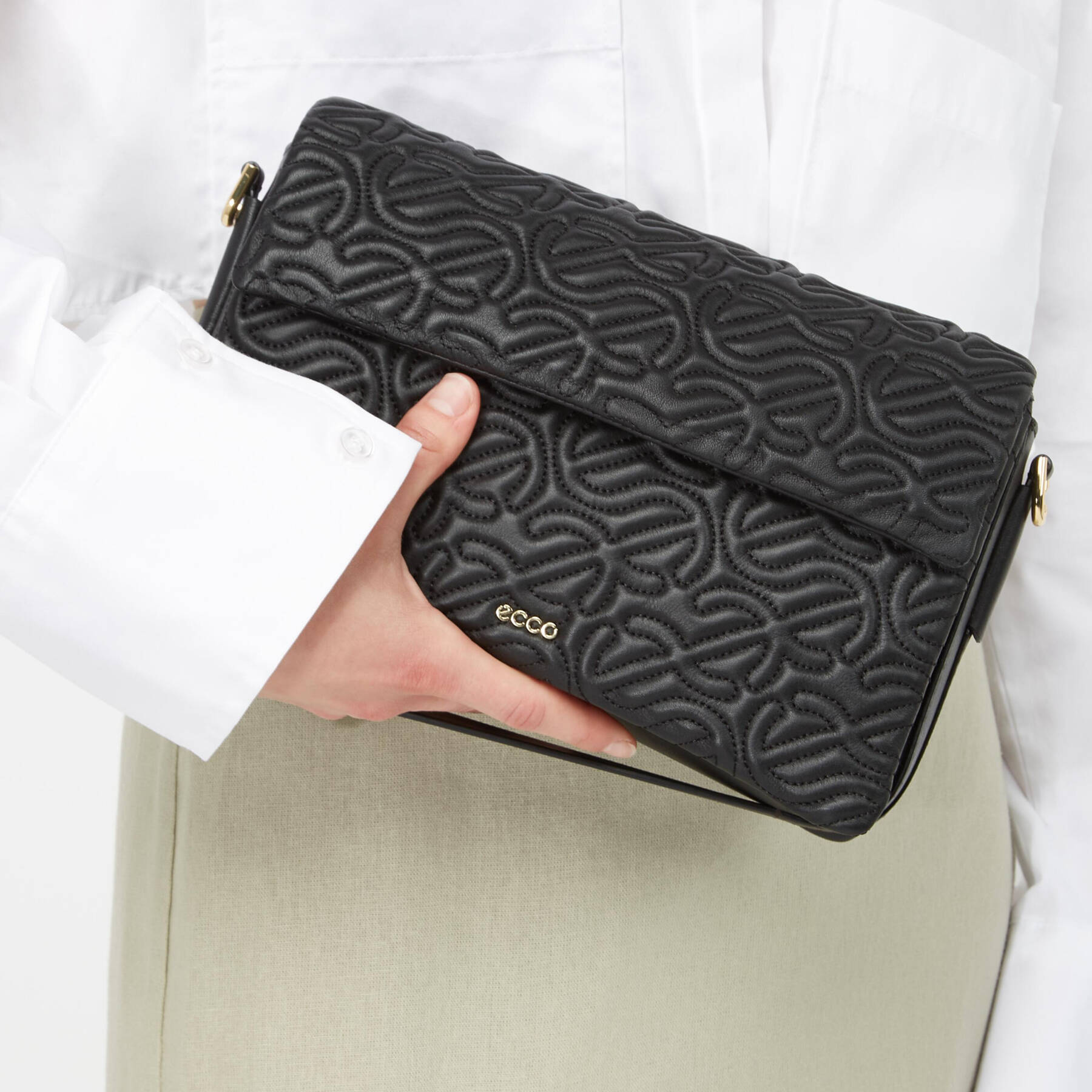 Сумка кросс-боди ECCO Pinch Bag 9107761/90000