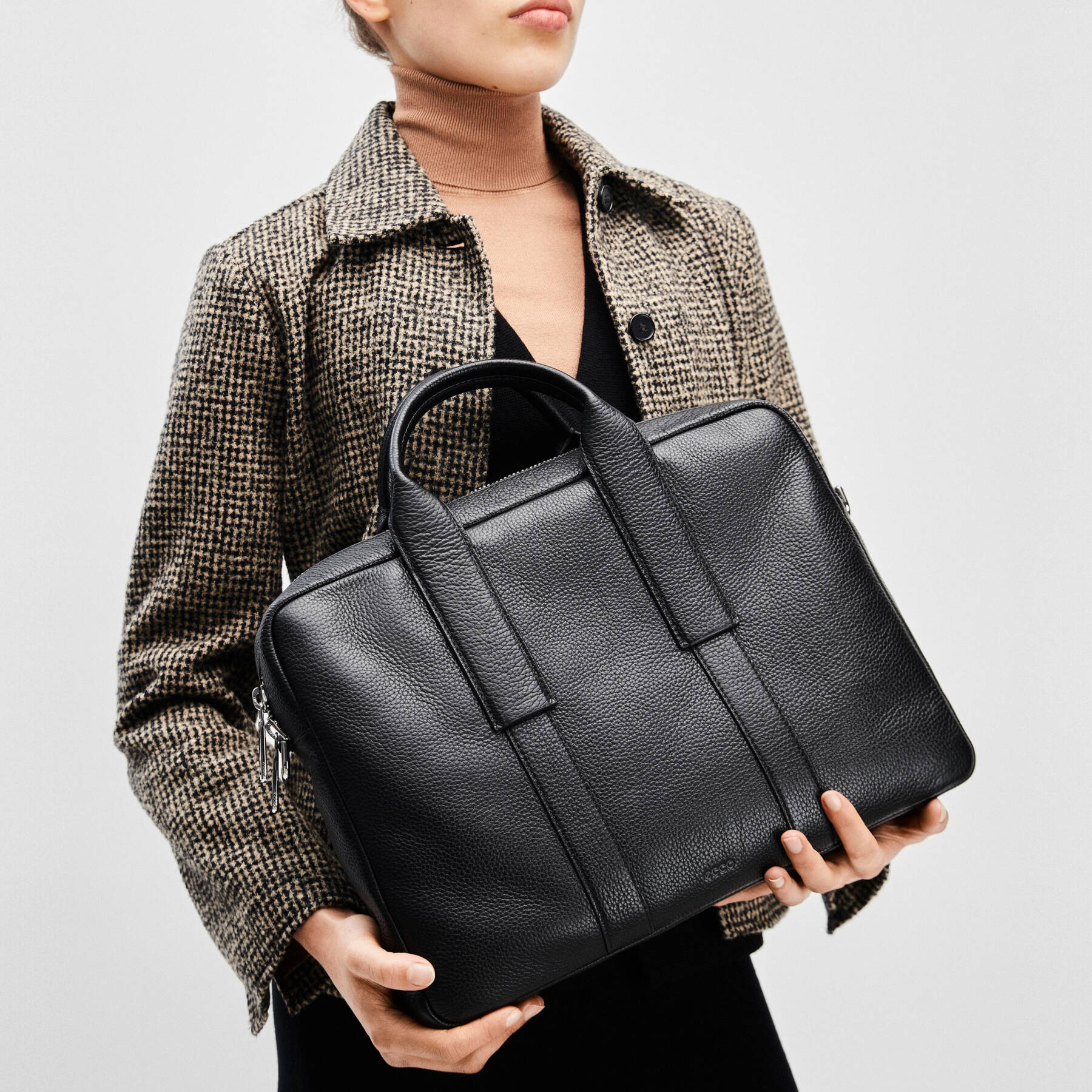 Сумка для ноутбука ECCO LAPTOP BAG 9107772/90000