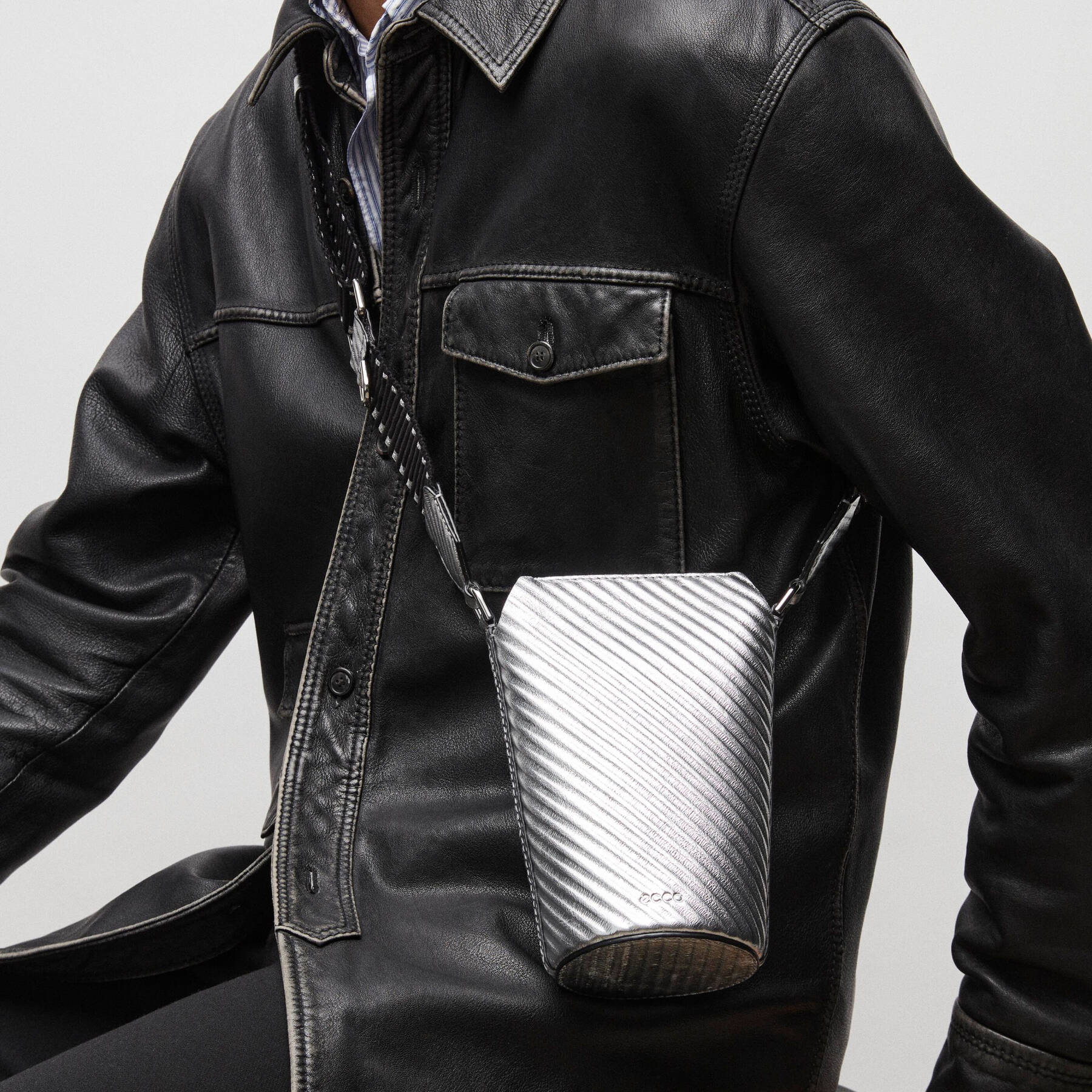 Сумка кросс-боди ECCO POT BAG 9107774/90487