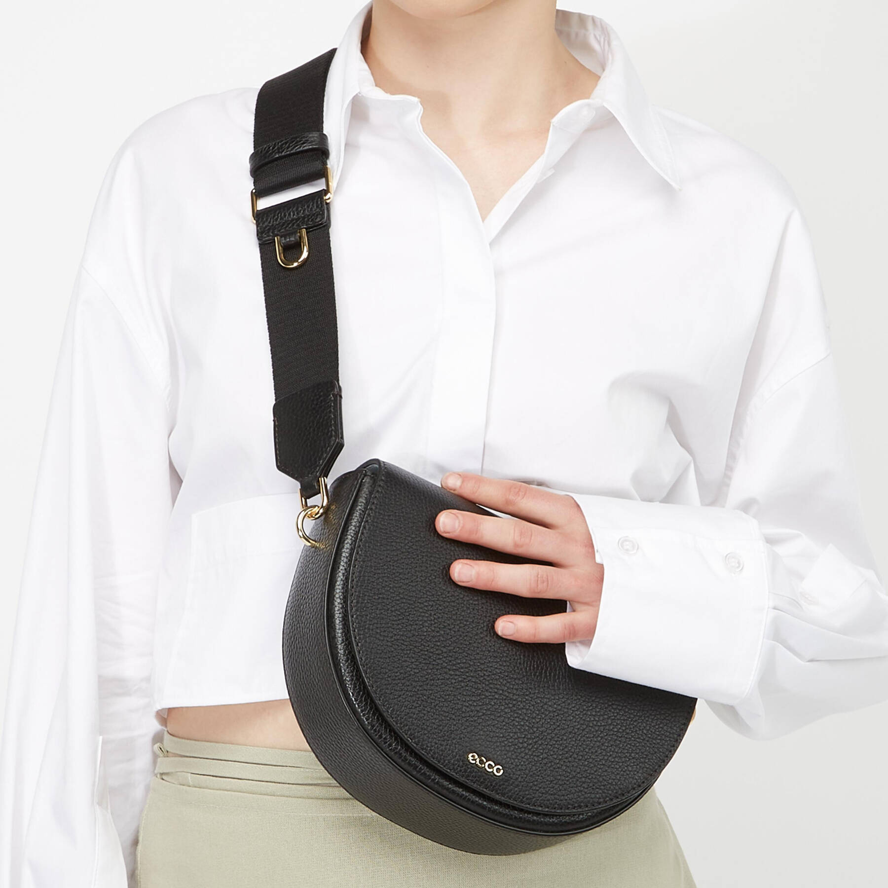 Сумка ECCO Saddle Bag 9107805/90000