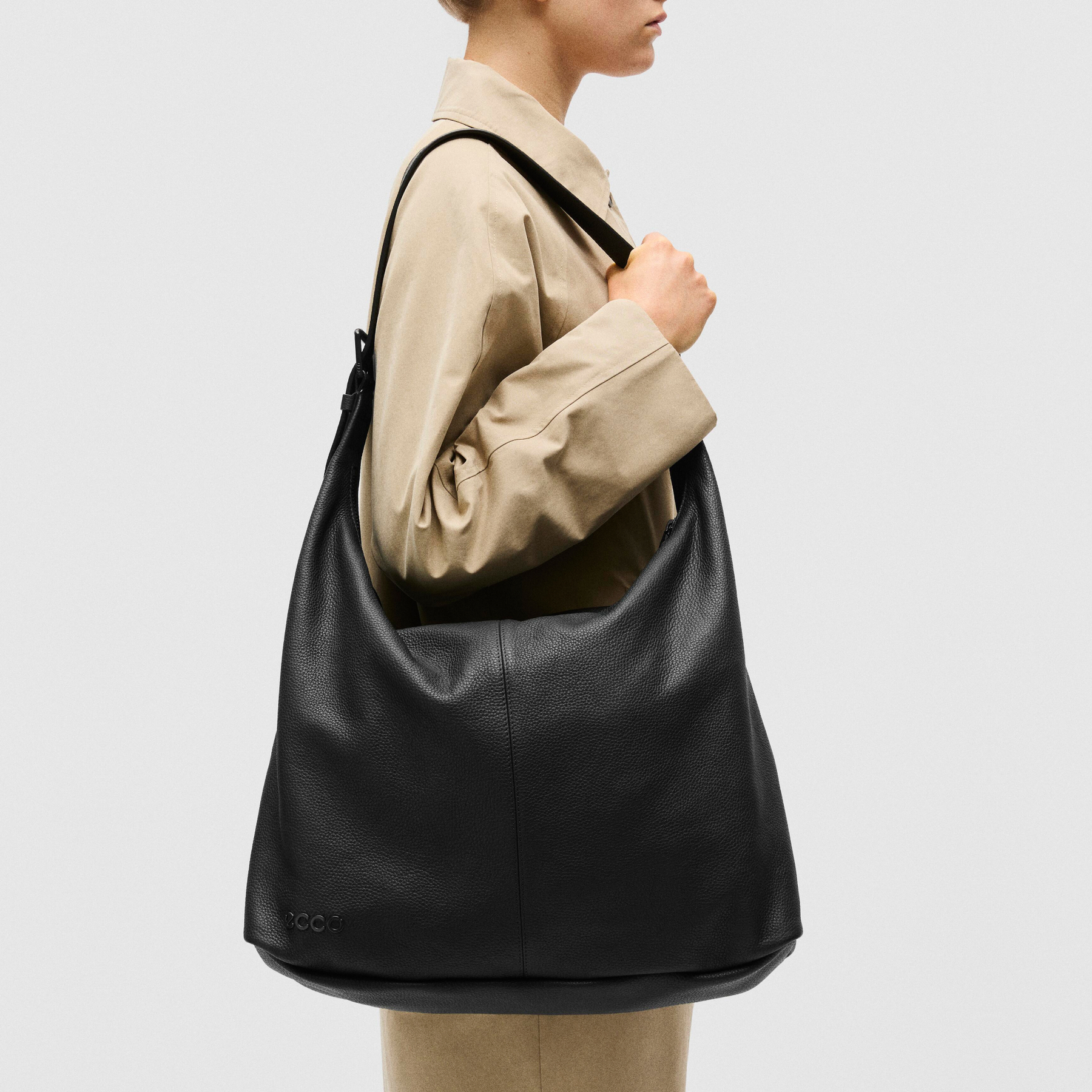 Сумка хобо ECCO HOBO 9107967/90099