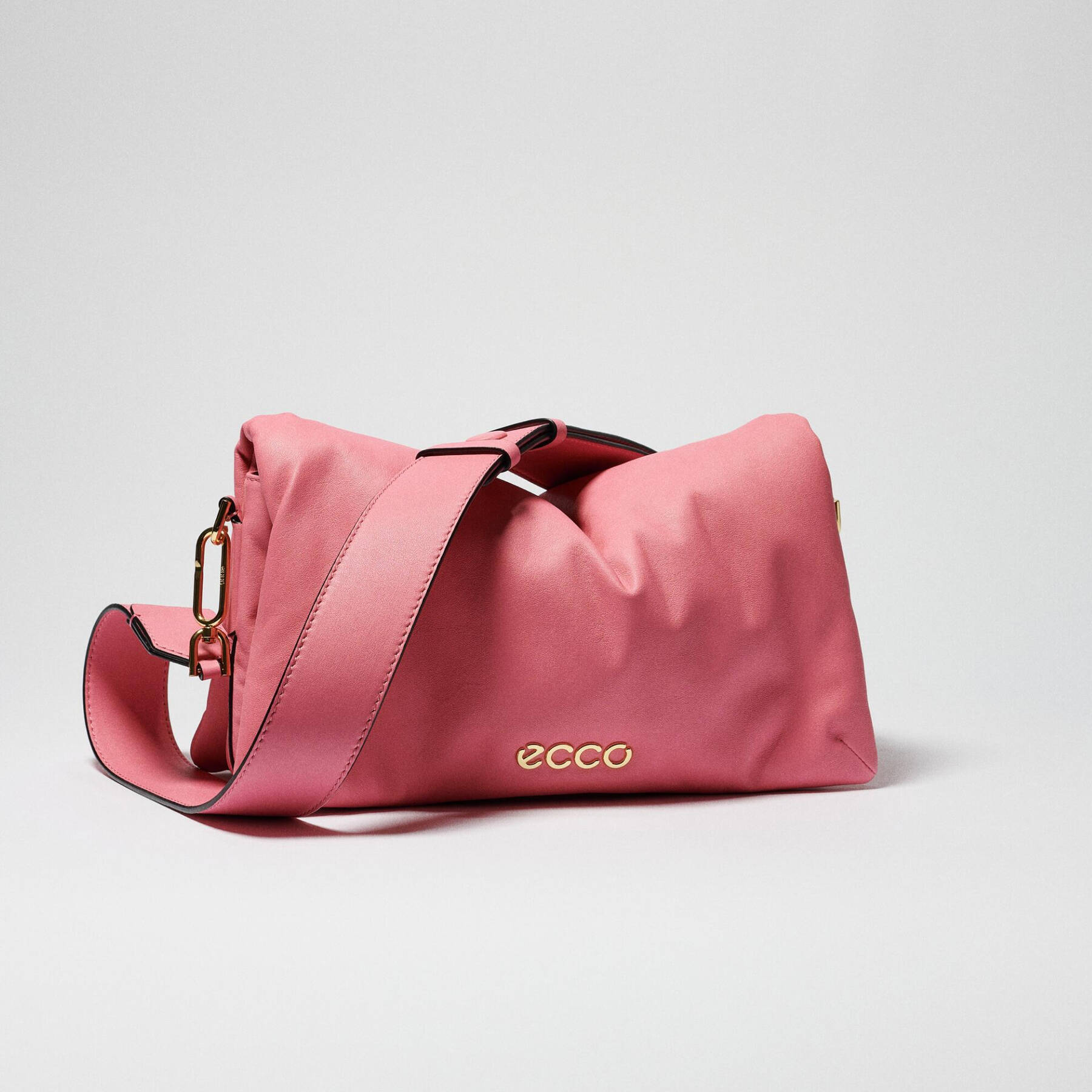 Сумка ECCO Pinch Bag 9108003/90849