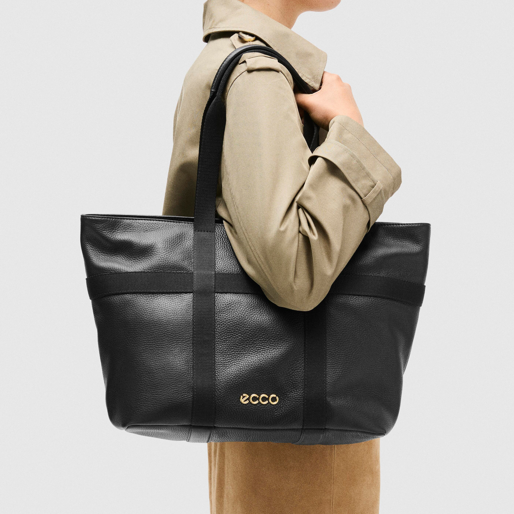 Сумка ECCO Tote 9108103/90000