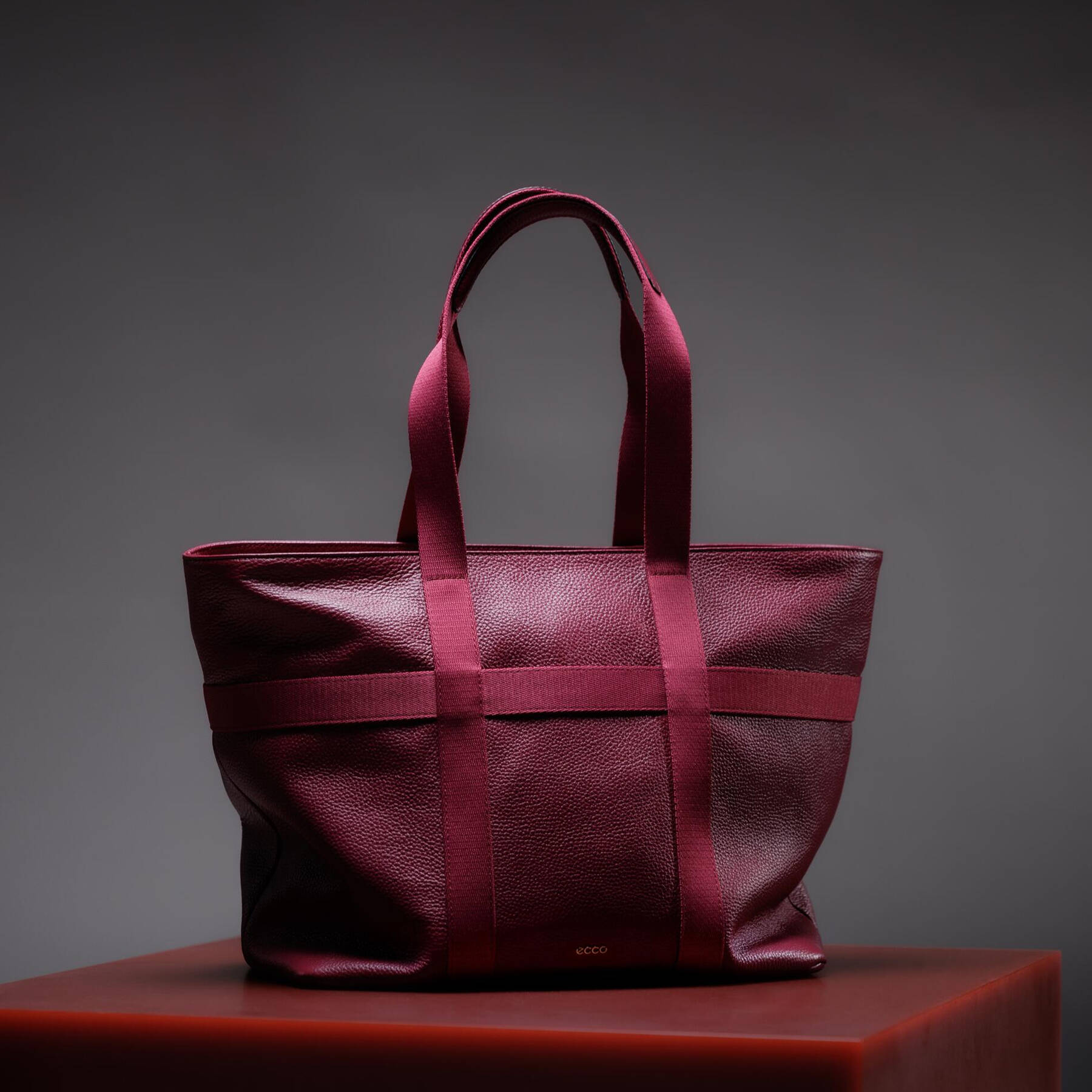 Сумка ECCO Tote 9108103/91513