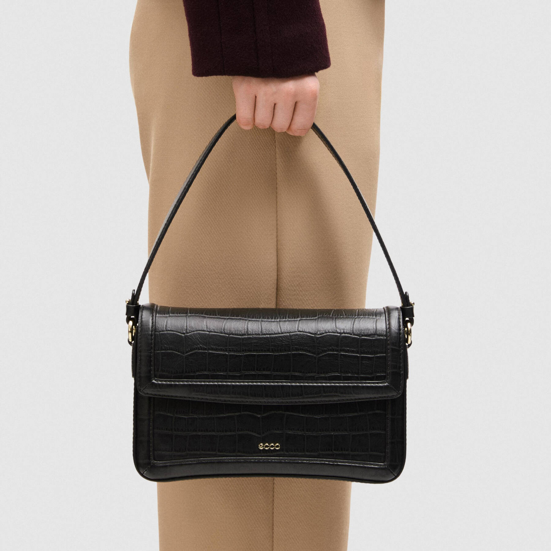 Сумка кросс-боди ECCO Pinch Bag Croc Leather 9108461/90000