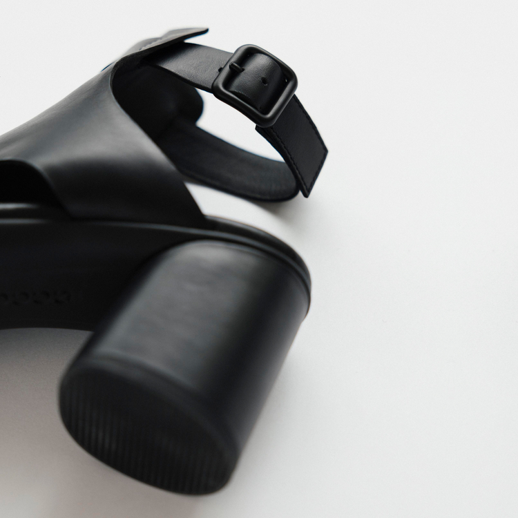 Босоножки ECCO SCULPTED SANDAL LX 55 222913/01001