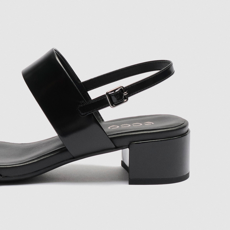 Босоножки ECCO LIVA SANDAL 35 250303/04001