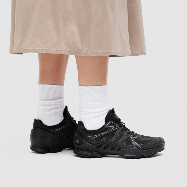 Кроссовки ECCO BIOM AEX W 802883/51094