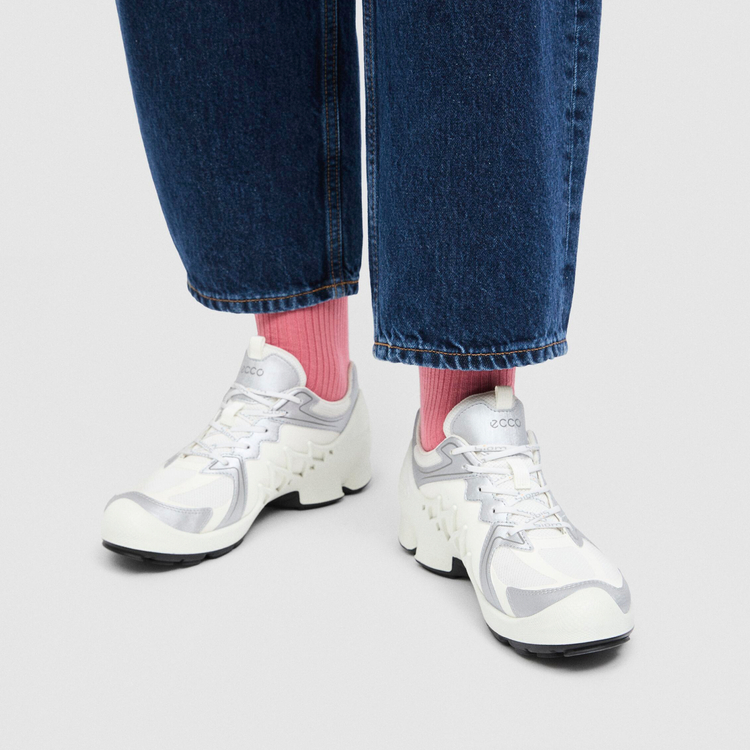 Кроссовки ECCO BIOM AEX W 802883/61656
