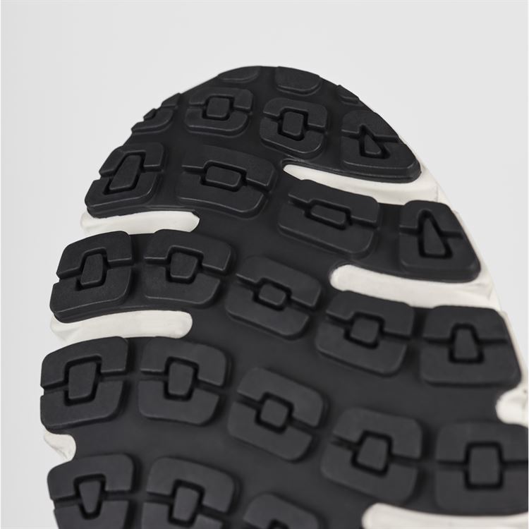 Кроссовки ECCO MULTI-VENT M 880124/01001 Кроссовки ECCO MULTI-VENT M 880124/01001