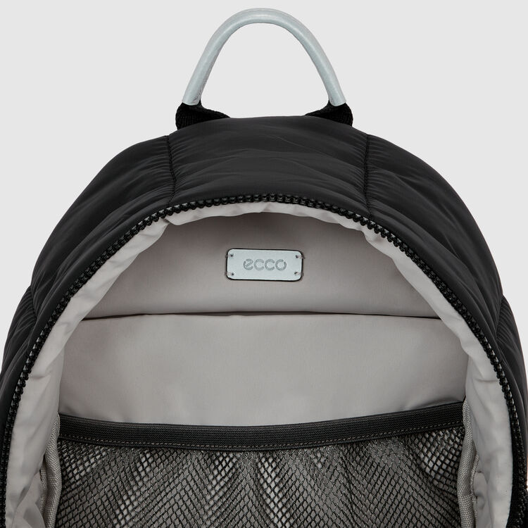 Рюкзак ECCO Quilted Pack Compact 9107193/90000