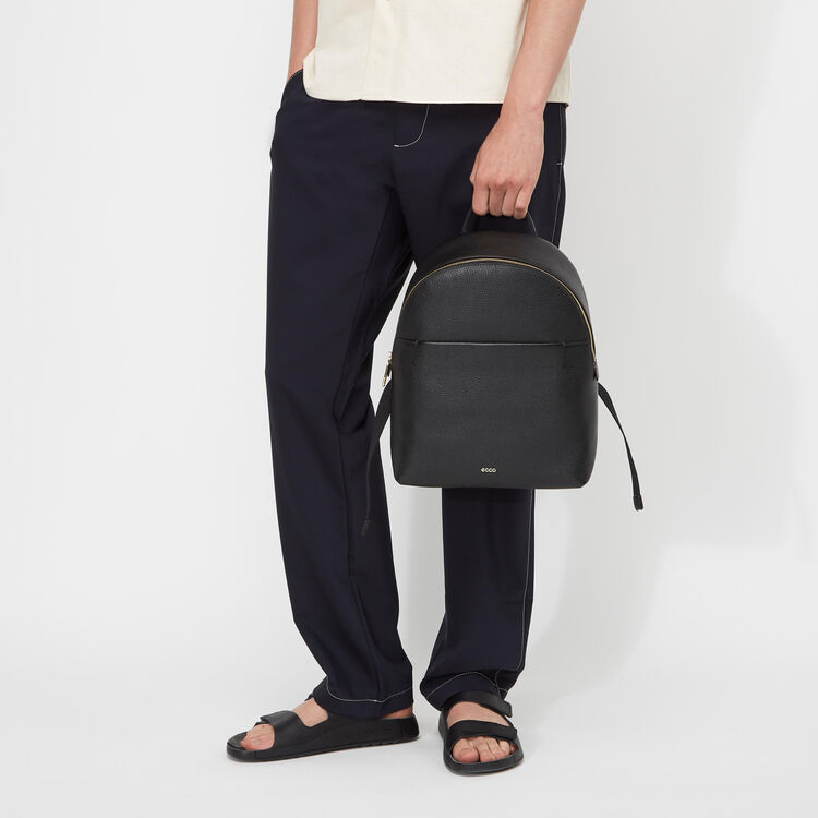 Рюкзак ECCO Round Pack 9107799/90000 Рюкзак ECCO Round Pack 9107799/90000