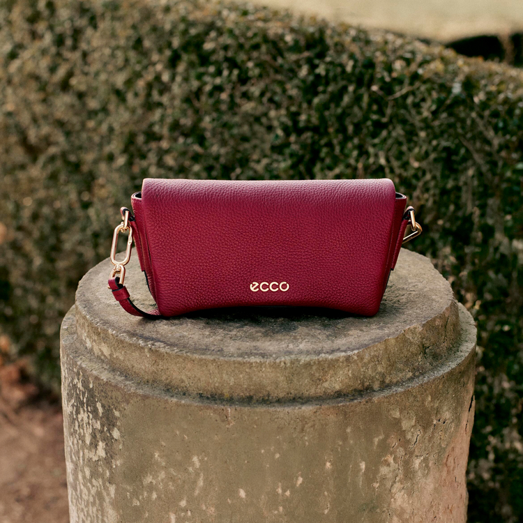 Сумка кросс-боди ECCO Pinch Bag 9108044/91513 Сумка кросс-боди ECCO Pinch Bag 9108044/91513