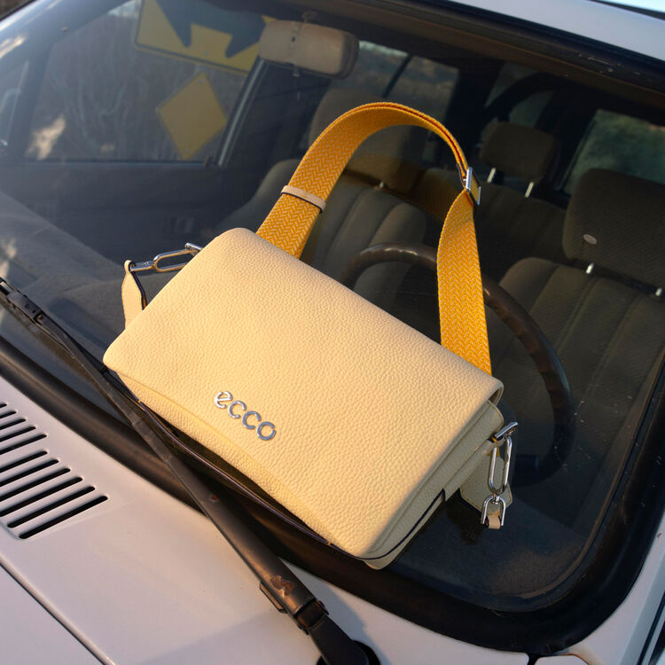 Сумка кросс-боди ECCO Pinch Bag 9108104/91107 Сумка кросс-боди ECCO Pinch Bag 9108104/91107