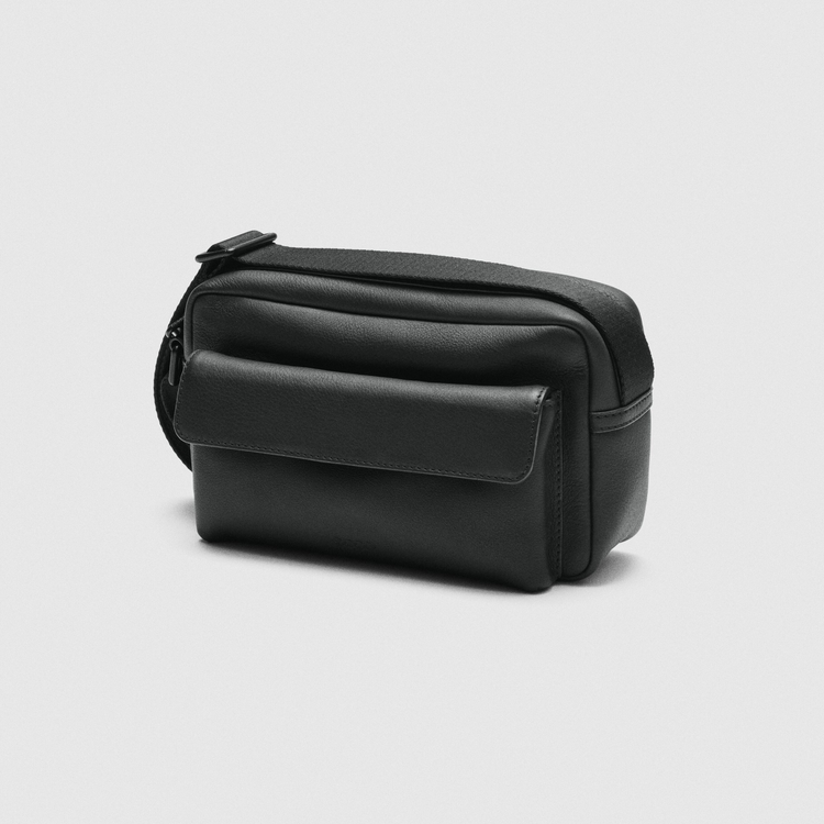 Сумка ECCO Camera Bag 9108213/90000 Сумка ECCO Camera Bag 9108213/90000