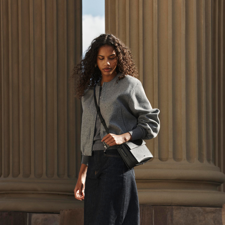 Сумка ECCO Pinch Bag 9108227/90000